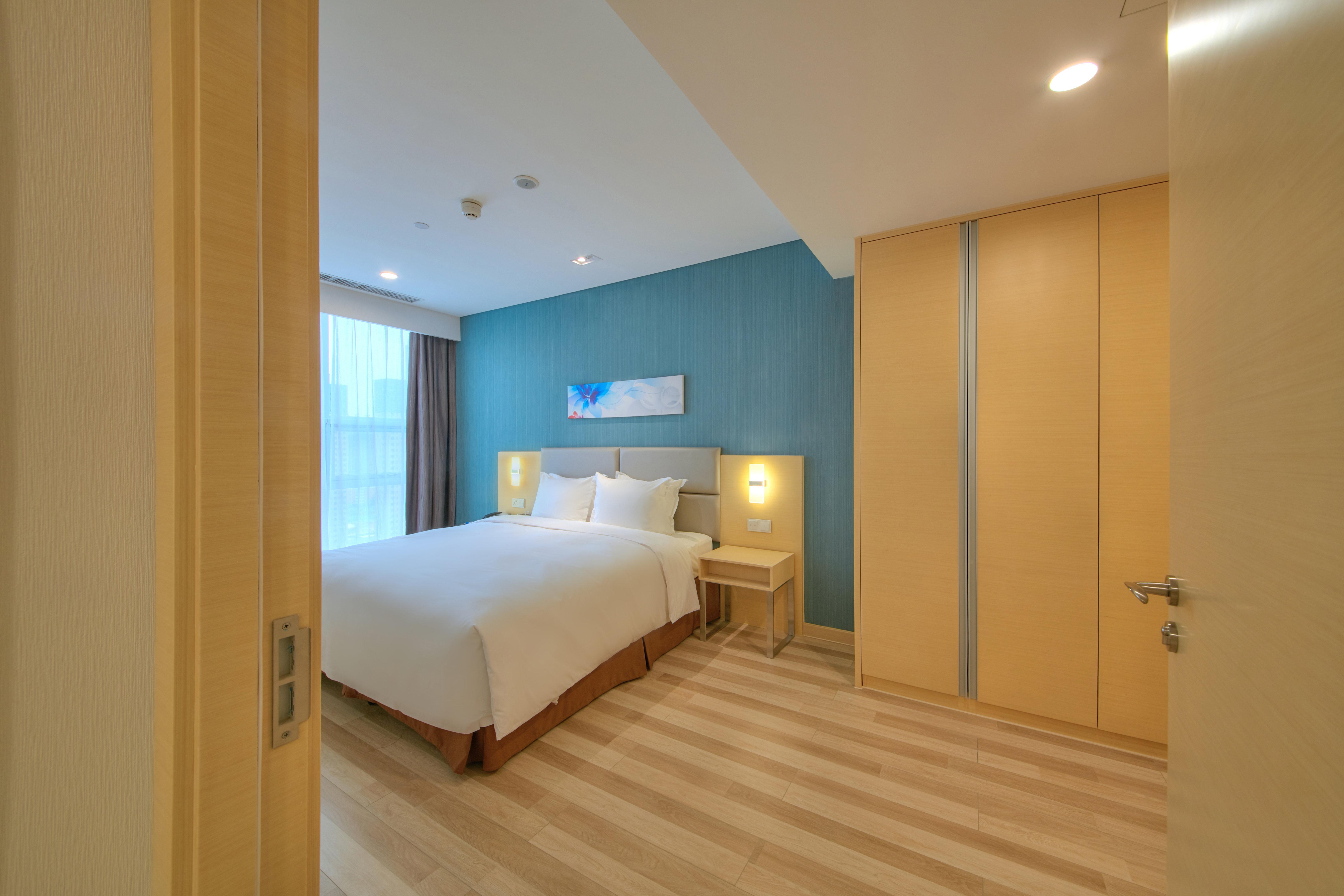 Holiday Inn Express Luoyang Yichuan By Ihg Εξωτερικό φωτογραφία