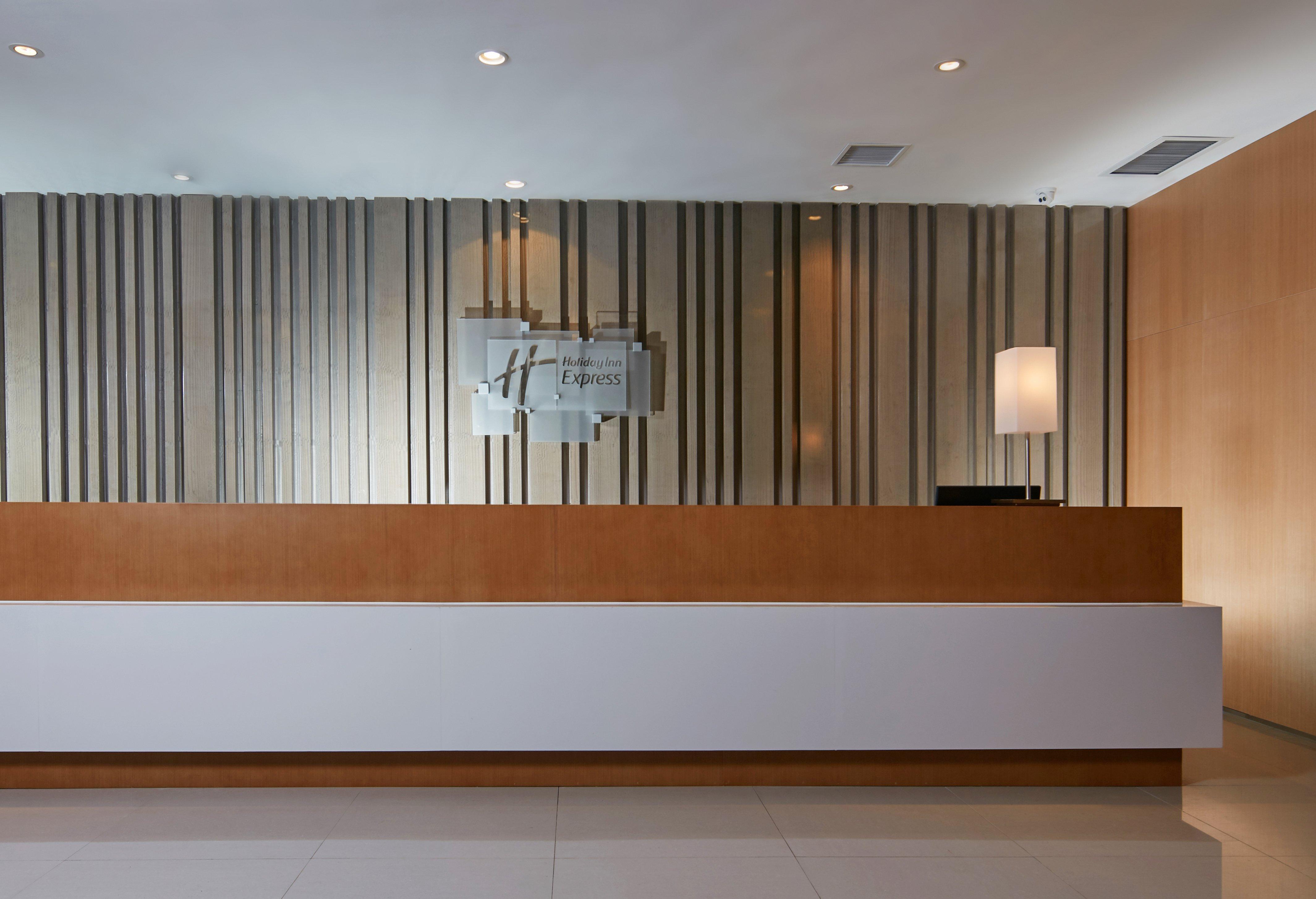 Holiday Inn Express Luoyang Yichuan By Ihg Εξωτερικό φωτογραφία