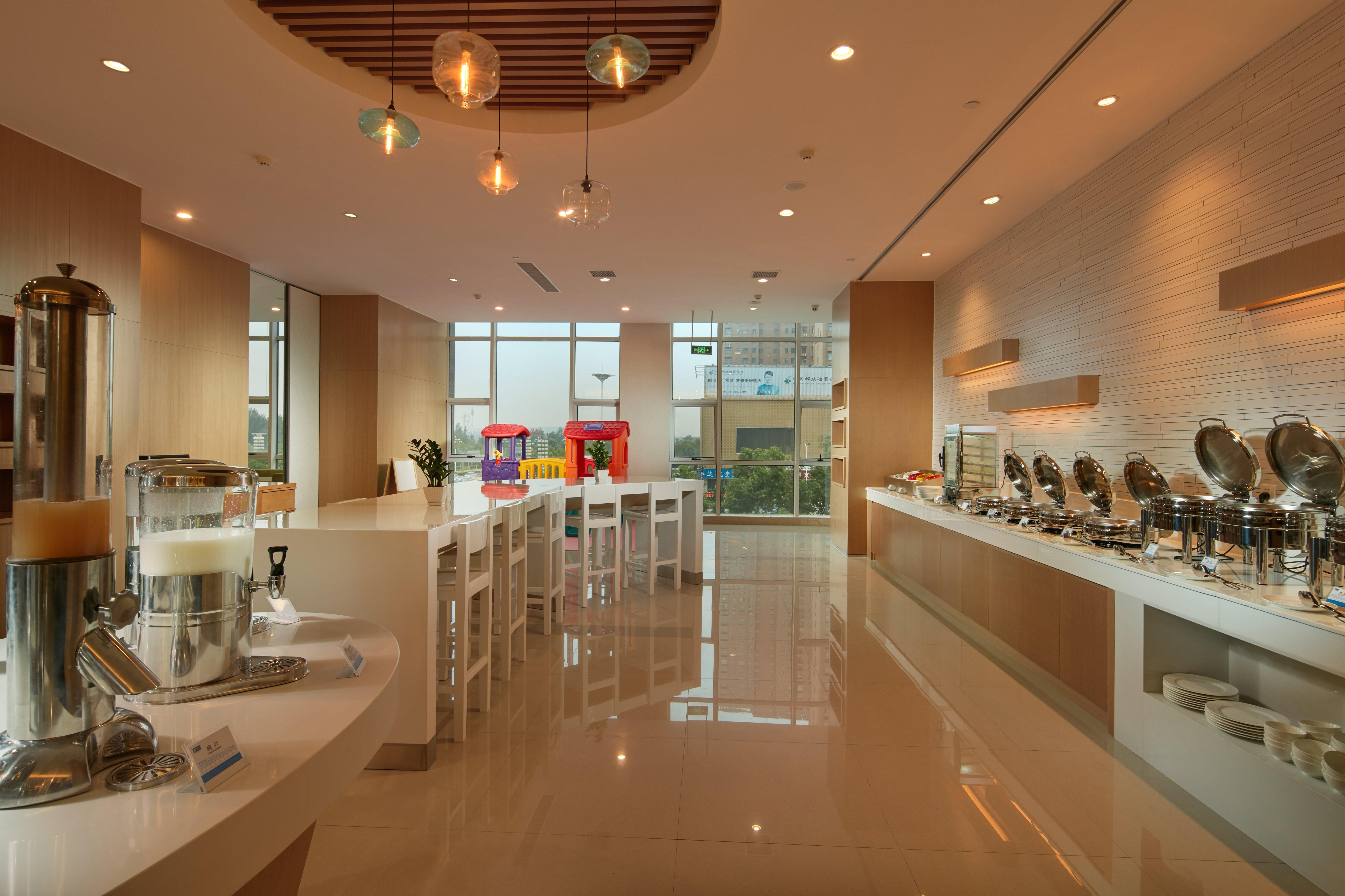 Holiday Inn Express Luoyang Yichuan By Ihg Εξωτερικό φωτογραφία