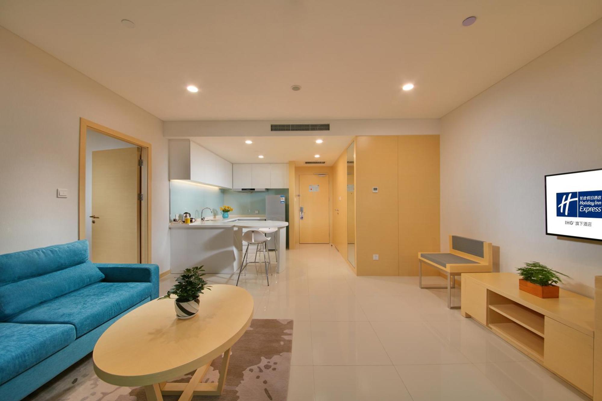 Holiday Inn Express Luoyang Yichuan By Ihg Εξωτερικό φωτογραφία