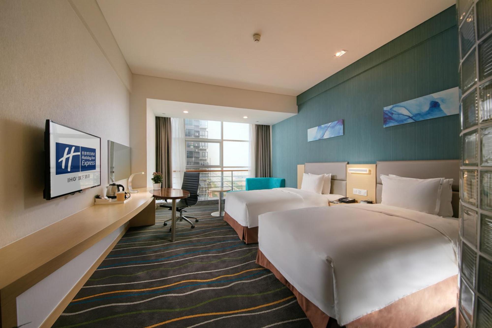 Holiday Inn Express Luoyang Yichuan By Ihg Εξωτερικό φωτογραφία